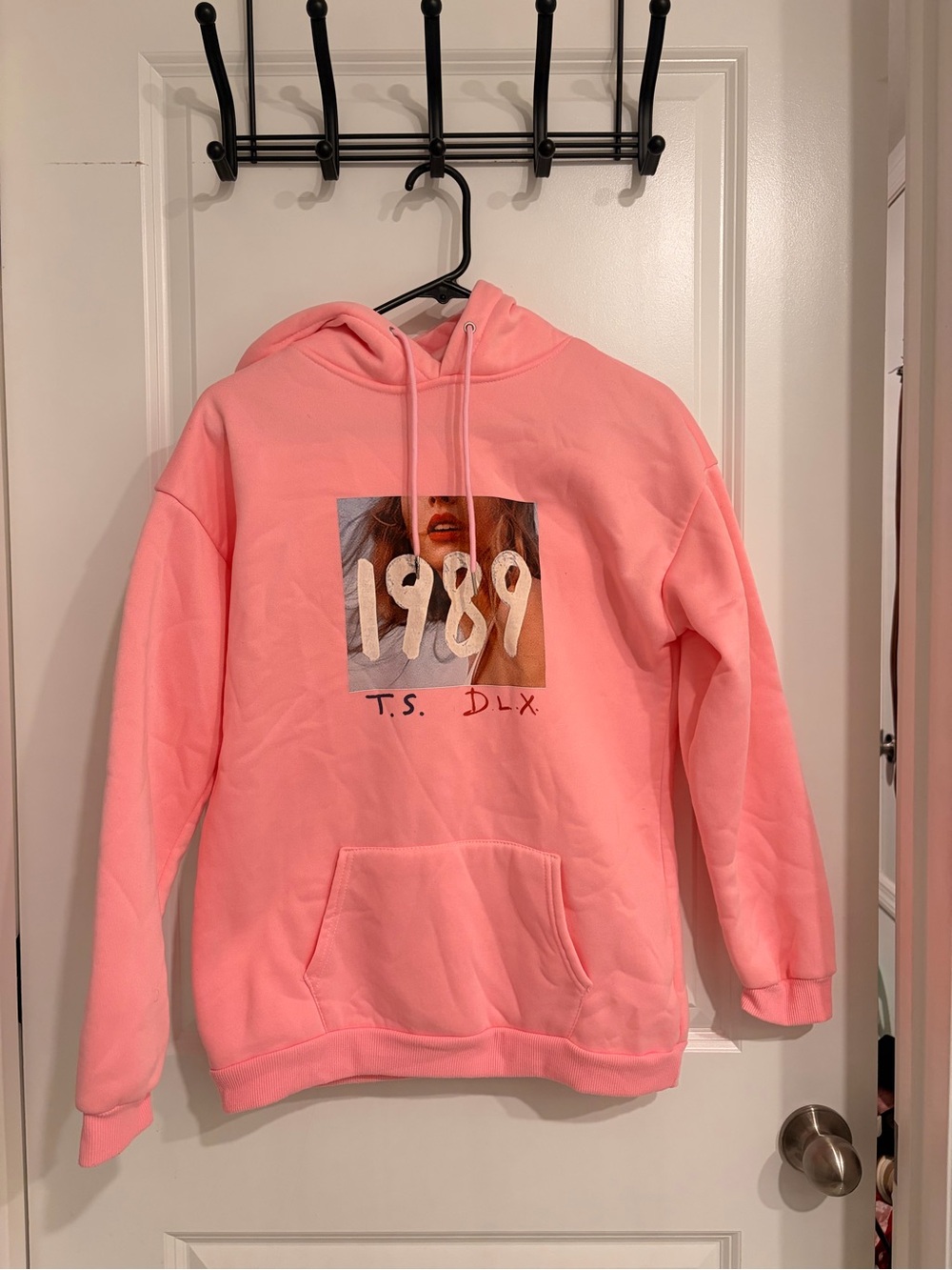 1989 Graphic Hoodie in Bubblegum Pink